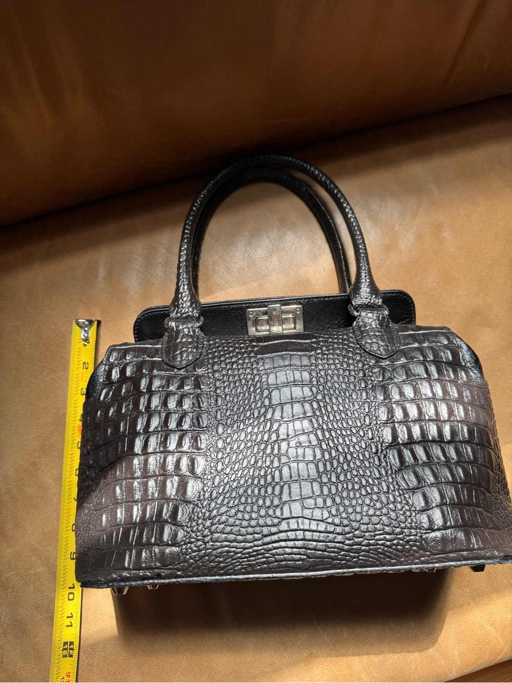 Italian croc embossed leather Classic Structured Tote hardware buckle silver - Picture 15 of 16
